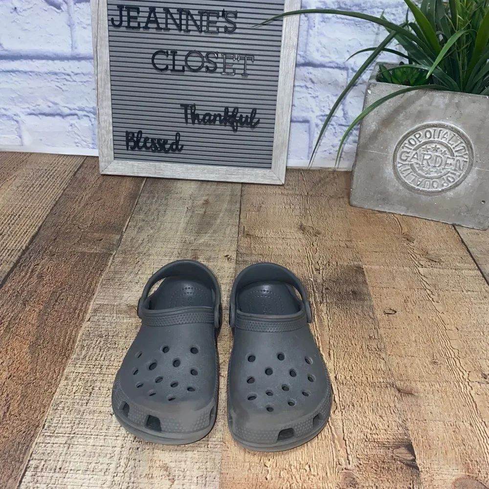 Gray crocs size C10